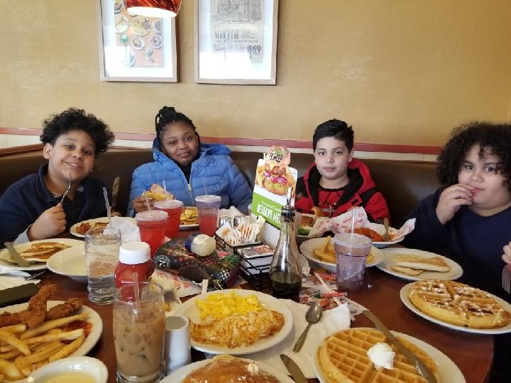 HartfordPrimaryMiddle_PancakeDay_0307_ (1)