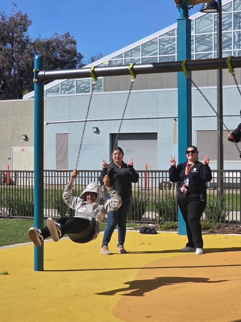 students and staff participating in outdoor learning field trip at Sierra School of Solano County