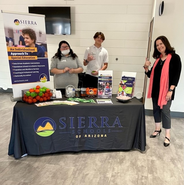 Session attendees at Sierra School of Peoria